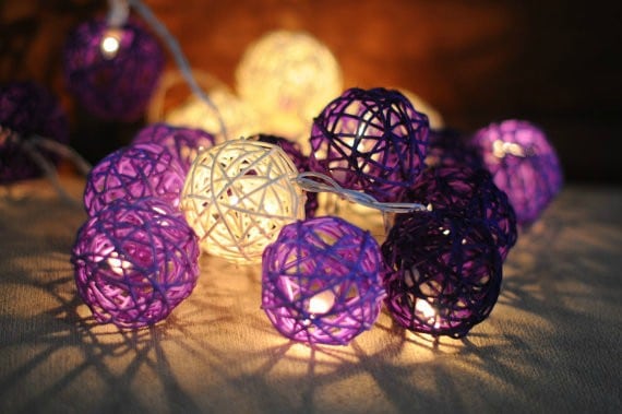 alignthoughts-colorful-yarn-lights-diy-you-must-try