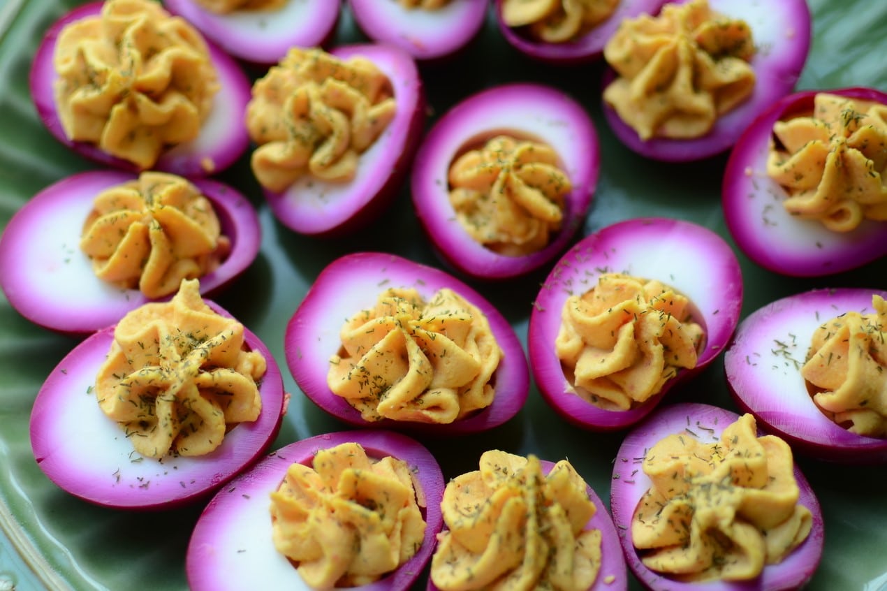 easter dinner menu for a crowd.-alignthoughts-pickled-eggs