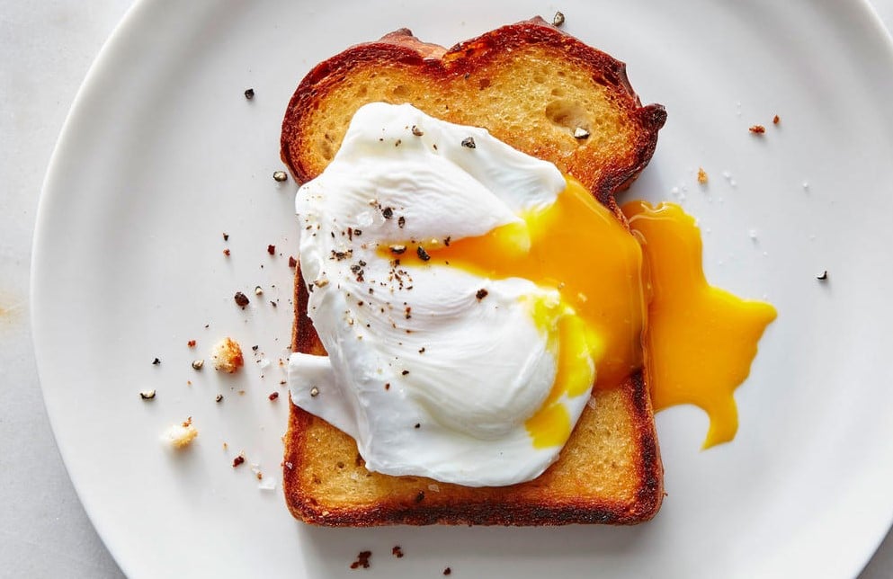 shallow-poached-eggs-breakfast ideas 