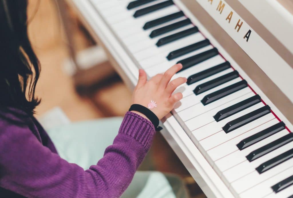 Benefits Of Playing Piano: Does Playing Piano Make Your Child Smarter?